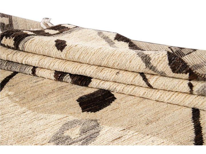 Modern Moroccan-Style Tribal Room size Wool Rug 8 X 10