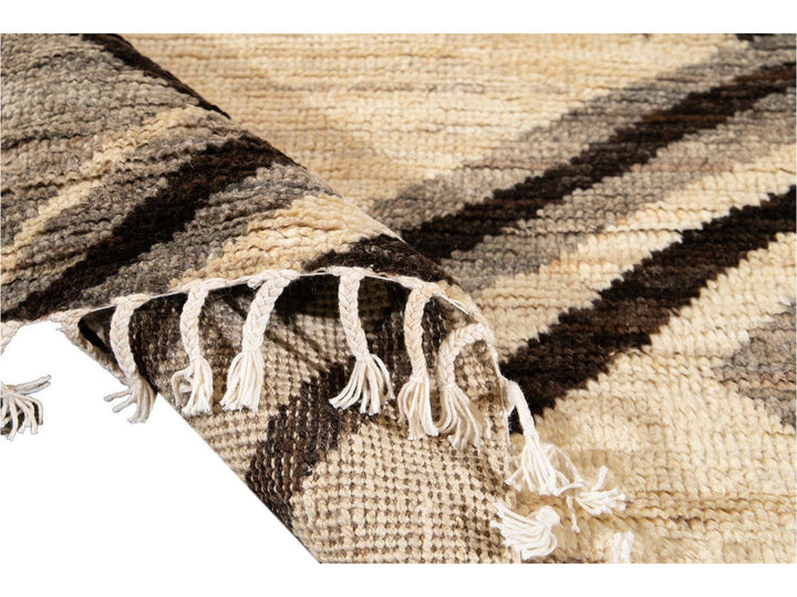 Modern Moroccan-Style Tribal Room size Wool Rug  8 X 10