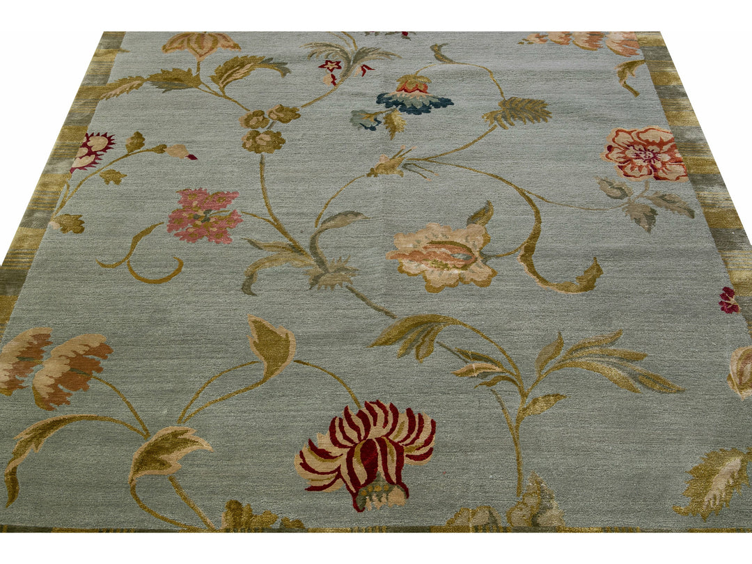 Modern Tibetan Handmade Lyndhurst Floral Pattern Gray Wool and Silk Rug