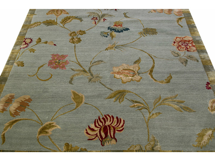 Modern Tibetan Handmade Lyndhurst Floral Pattern Gray Wool and Silk Rug