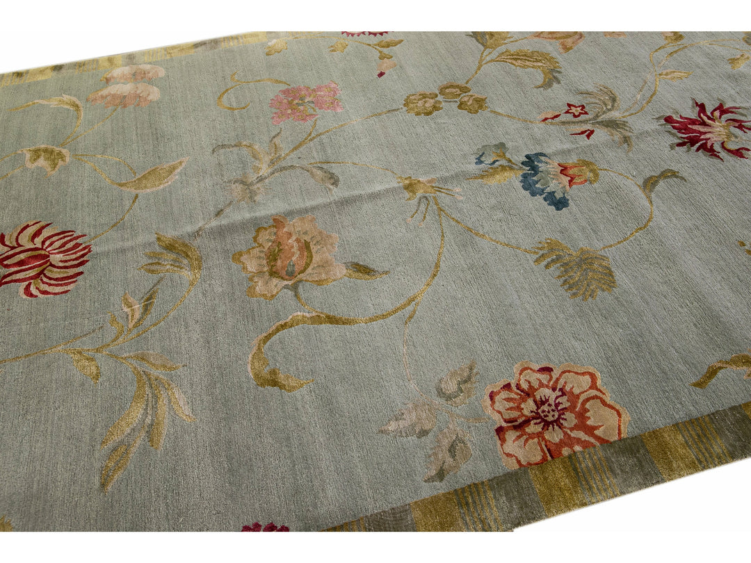 Modern Tibetan Handmade Lyndhurst Floral Pattern Gray Wool and Silk Rug