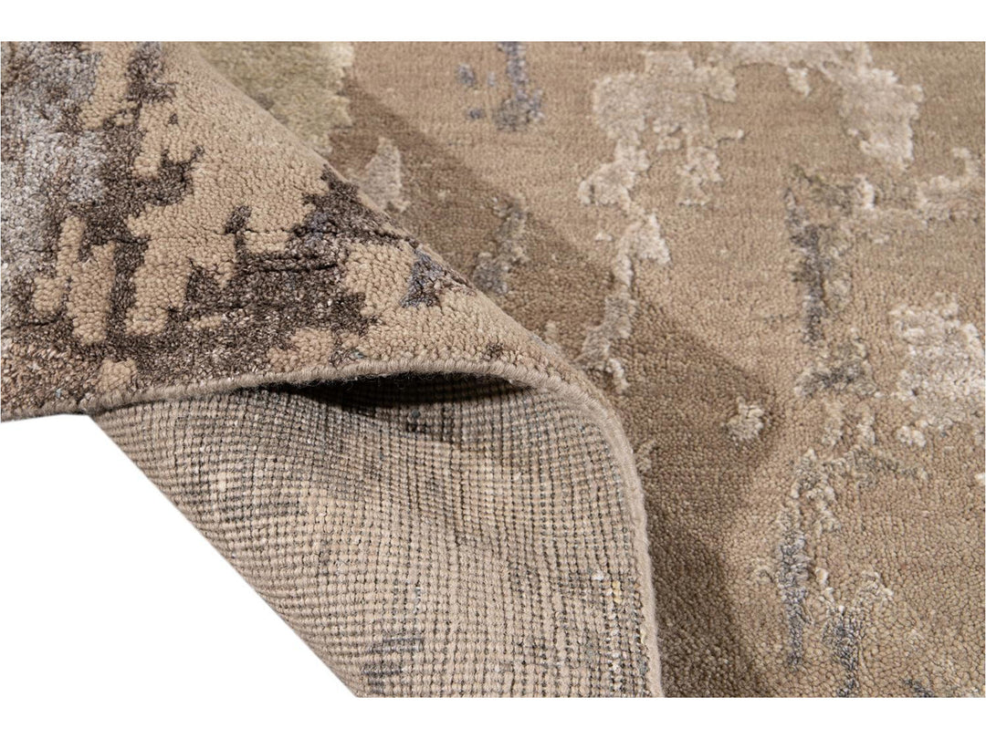 Modern Abstract Wool and Silk Rug 10 X 14