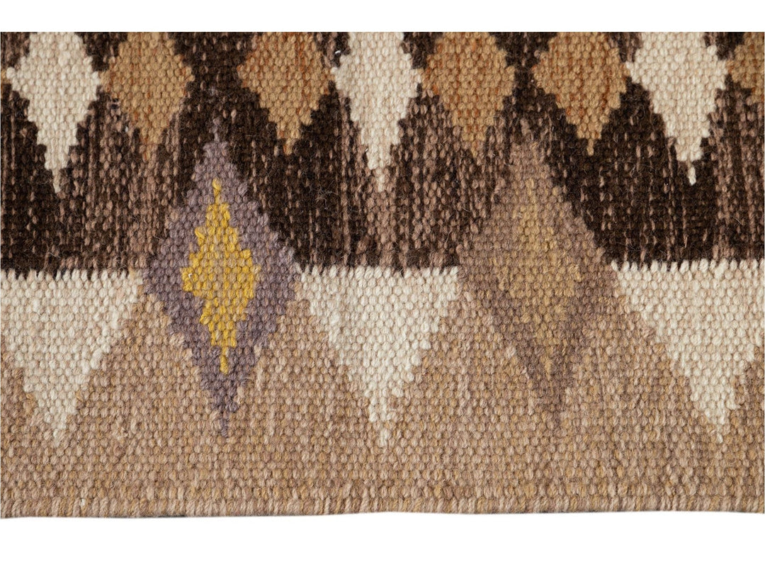 Contemporary Scandinavian-Style Rug 3 X 8
