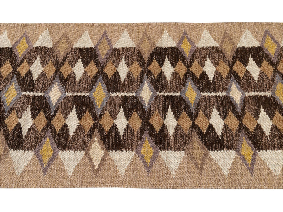 Contemporary Scandinavian-Style Rug 3 X 8