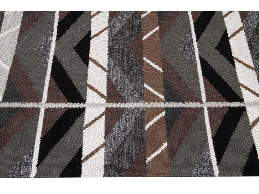 Modern Scandinavian-Style Wool Rug 9 X 12