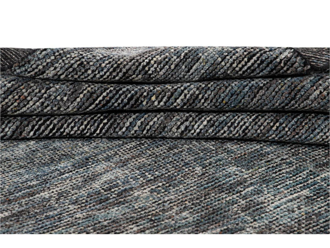 Modern Soumak Style Wool Rug 7 X 10