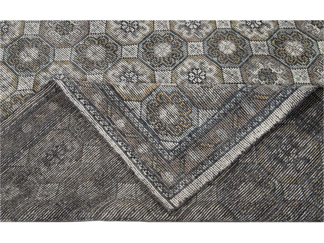 Contemporary Soumak Style Wool Rug