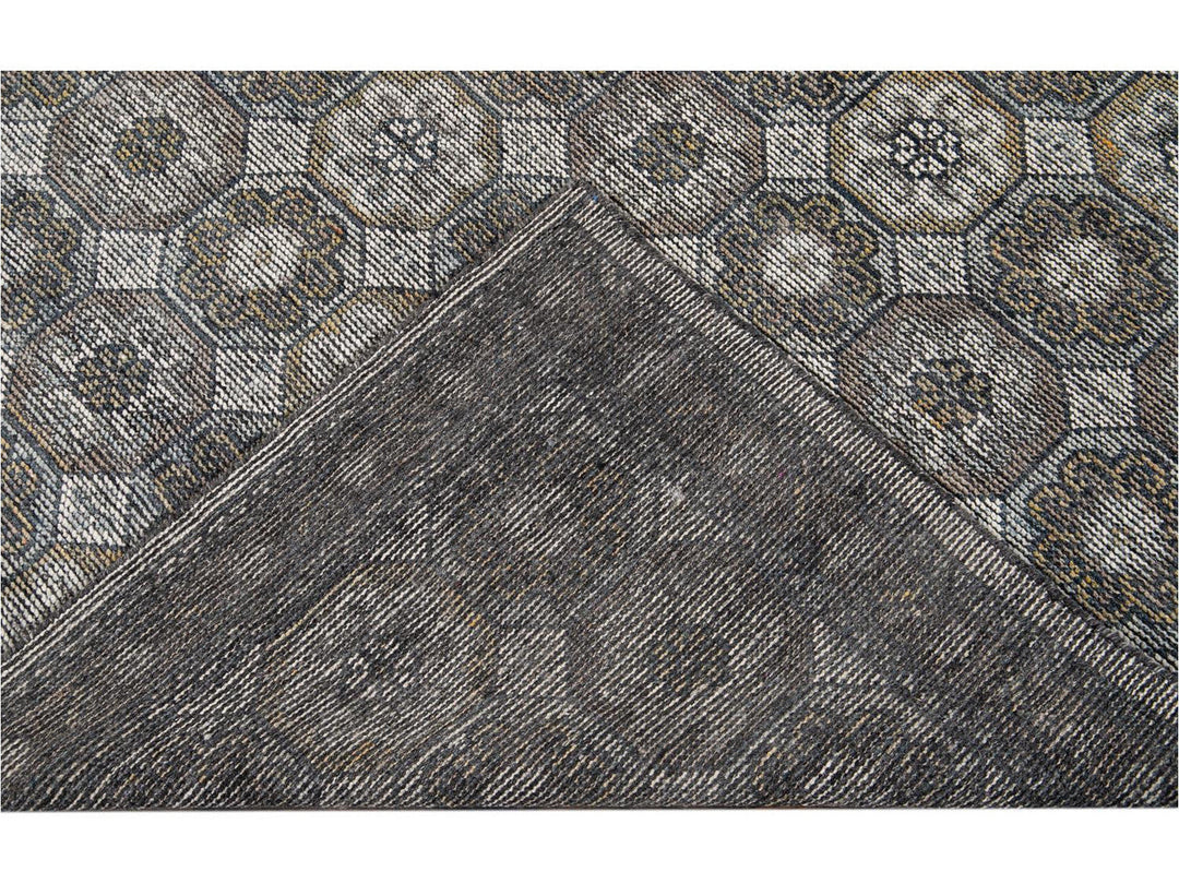 Contemporary Soumak Style Wool Rug