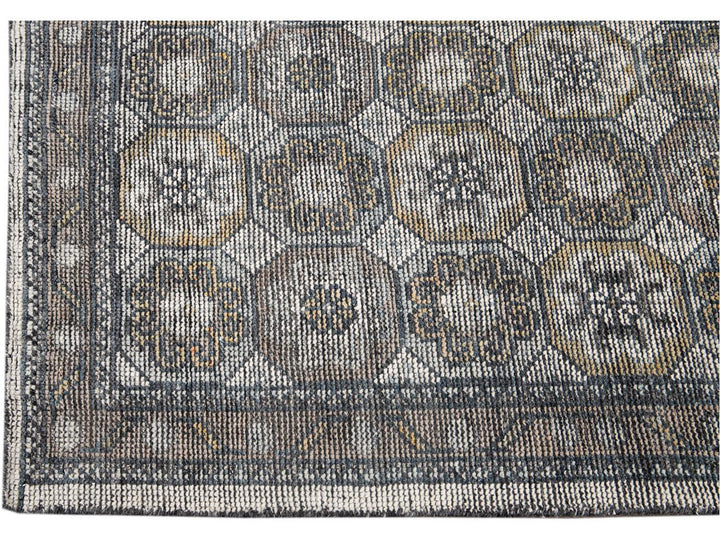 Contemporary Soumak Style Wool Rug