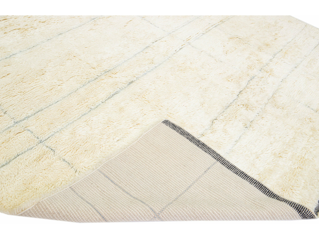Modern Moroccan Style Ivory Handmade Wool Rug With Geometric Design