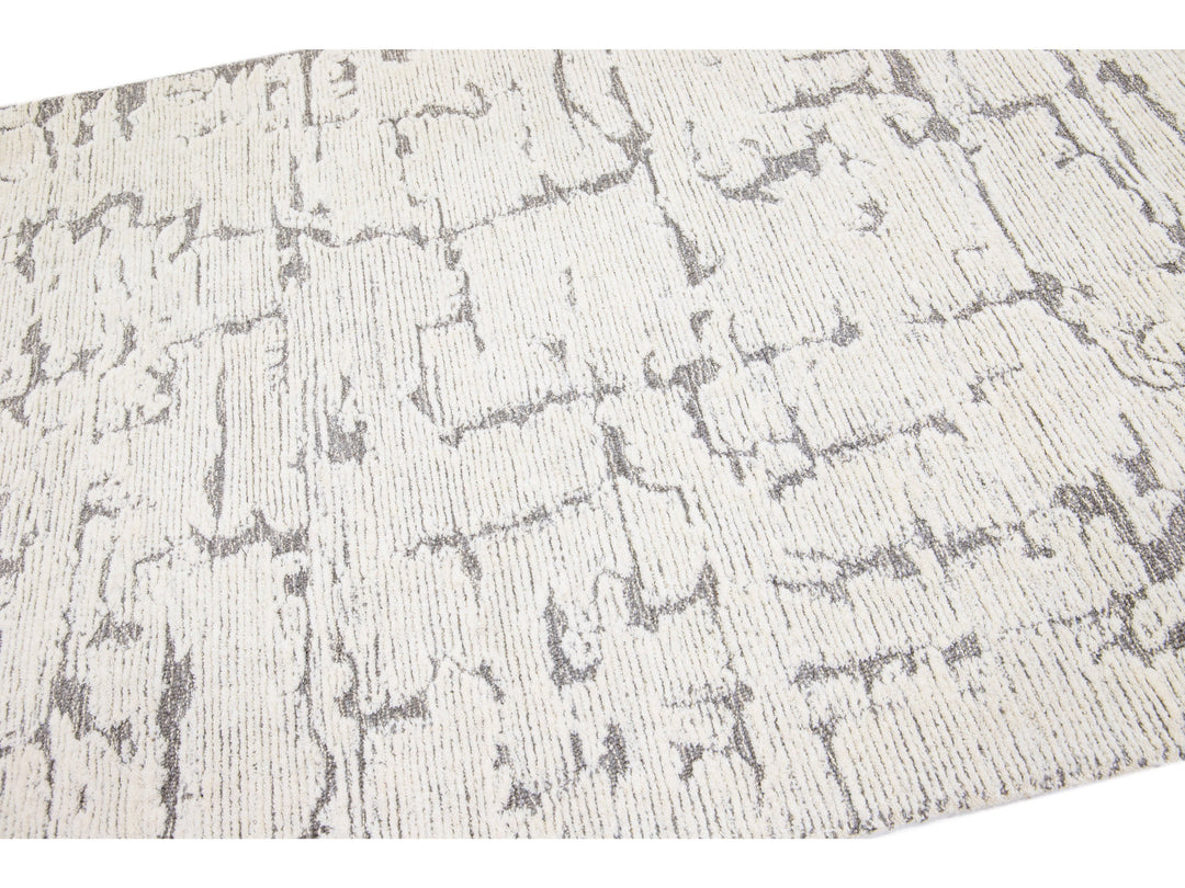 Modern Tufted Moroccan Wool Rug 5 X 7