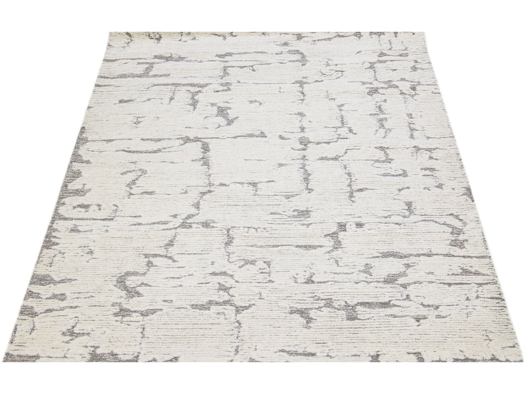 Modern Tufted Moroccan Wool Rug 5 X 7