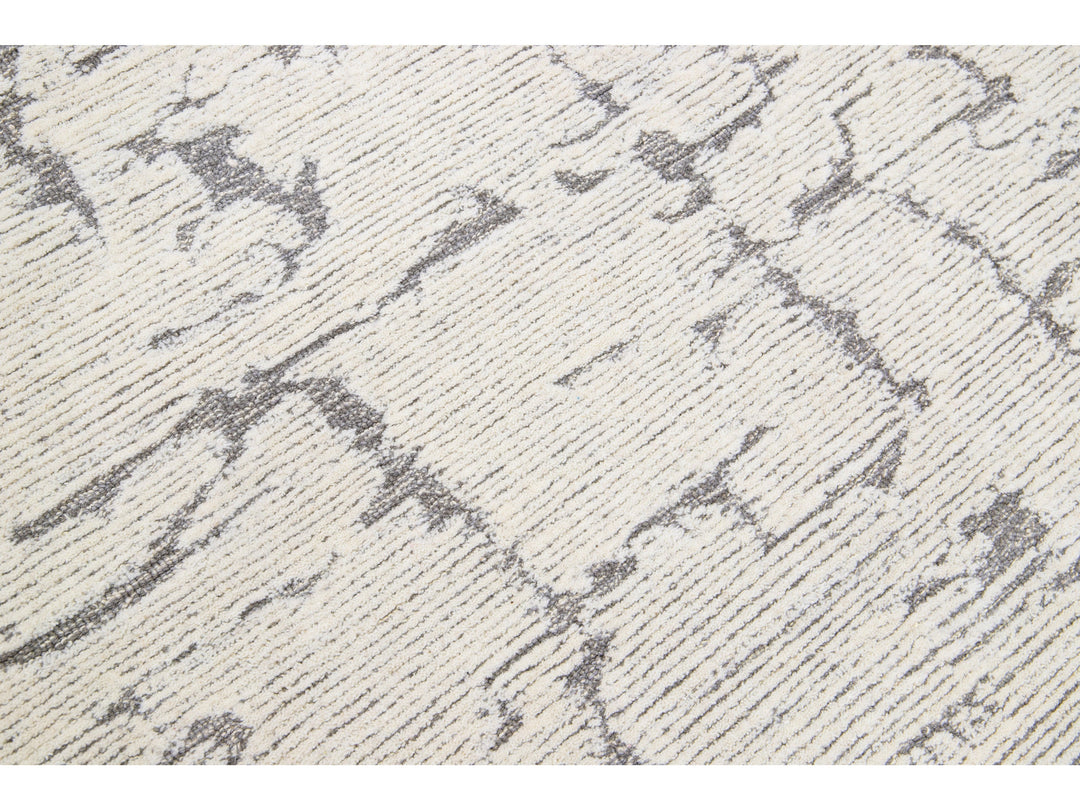 Modern Tufted Moroccan Wool Rug 5 X 7
