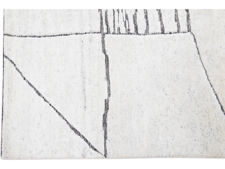 Modern Moroccan Wool Rug 5 X 8