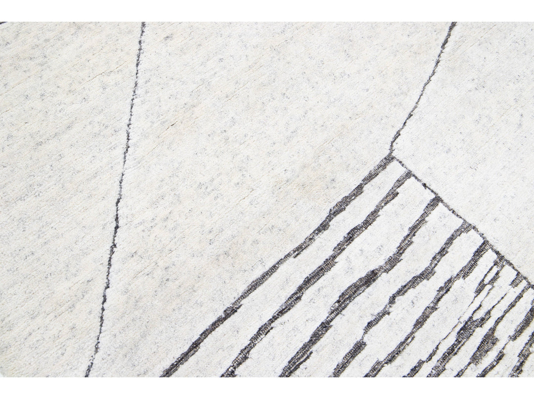 Modern Moroccan Wool Rug 5 X 8