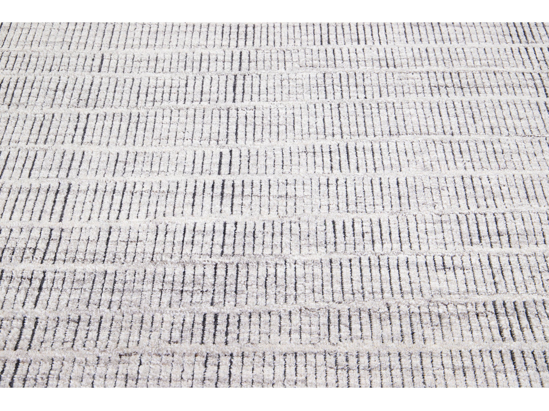 Modern Moroccan Wool Rug 5 X 8