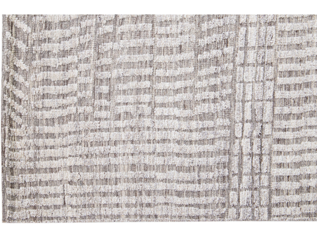 Modern Moroccan Wool Rug 5 X 8