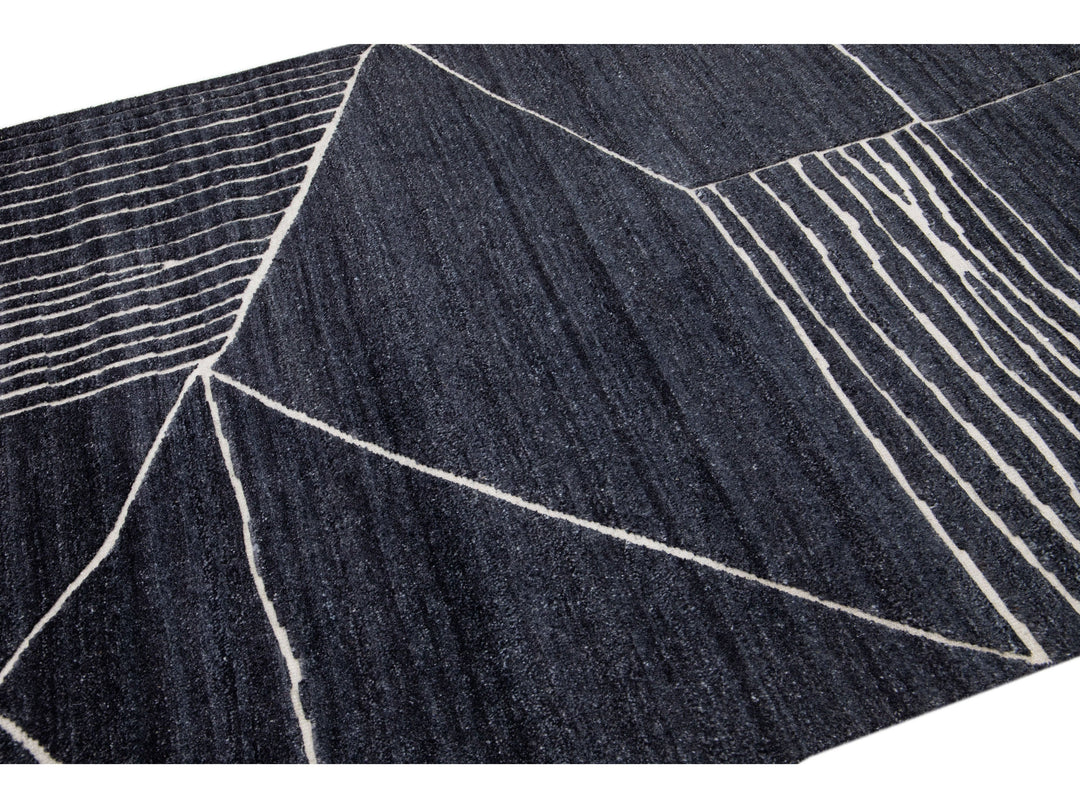 Modern Moroccan Wool Rug 5 X 8