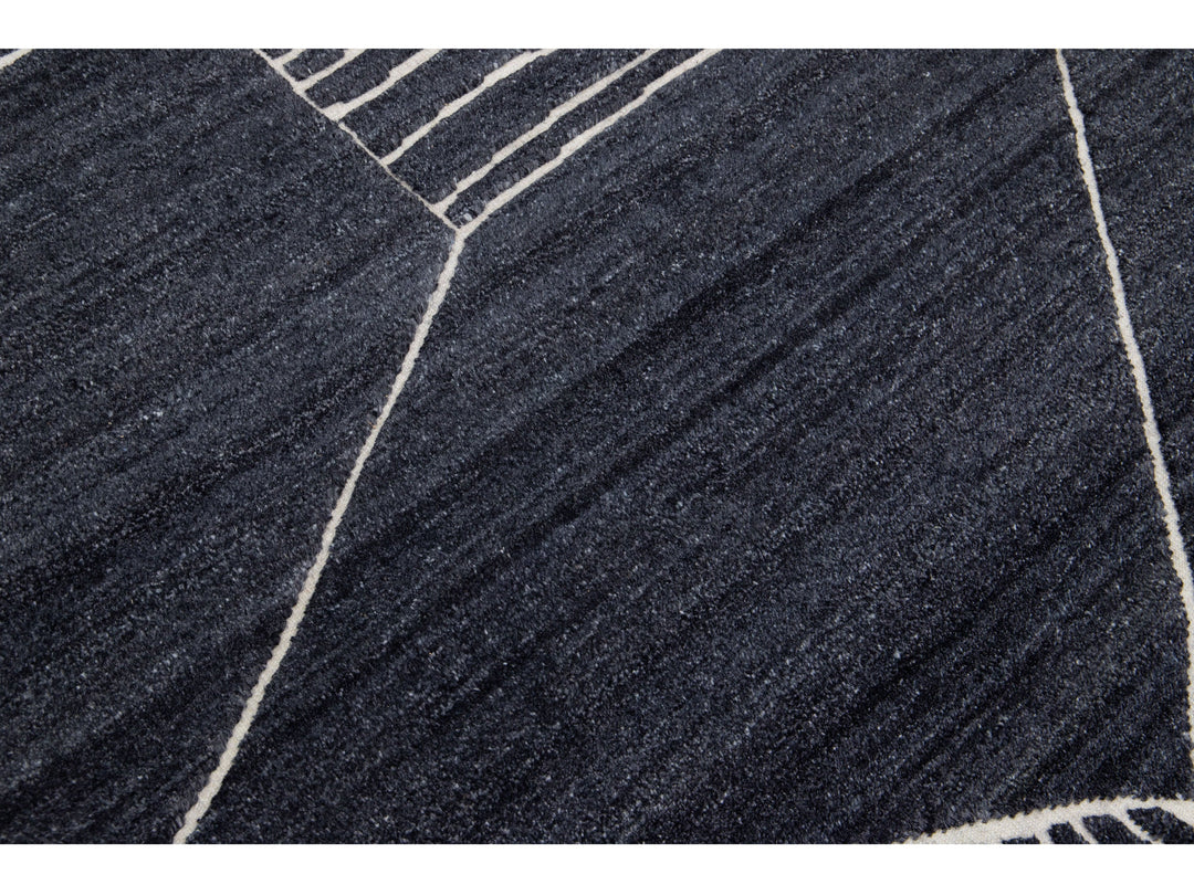 Modern Moroccan Wool Rug 5 X 8