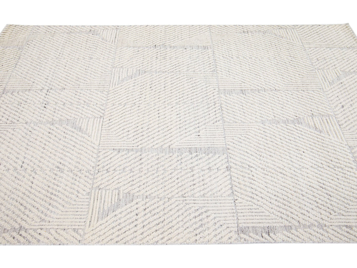 Modern Moroccan Wool Rug 5 X 8