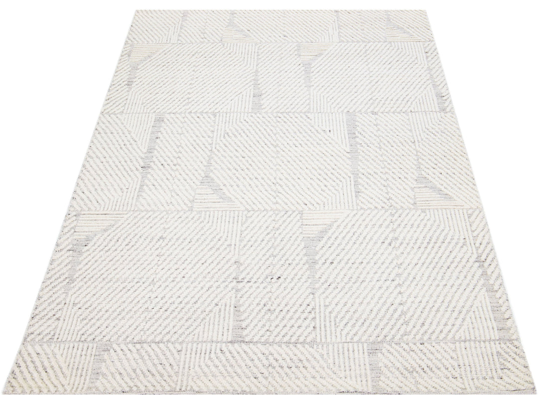 Modern Moroccan Wool Rug 5 X 8