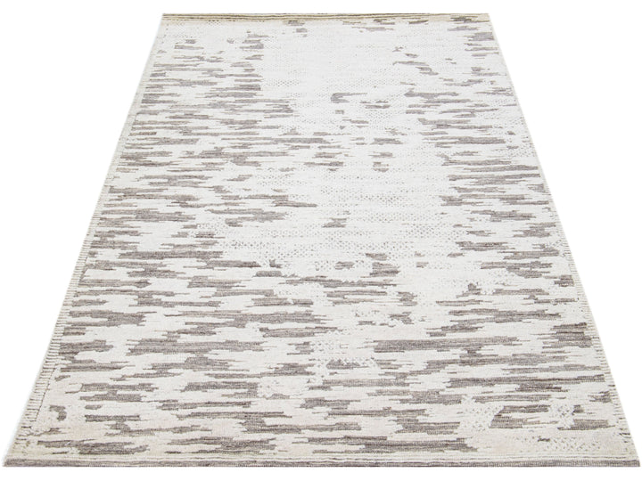 Modern Moroccan Wool Rug 5 X 8