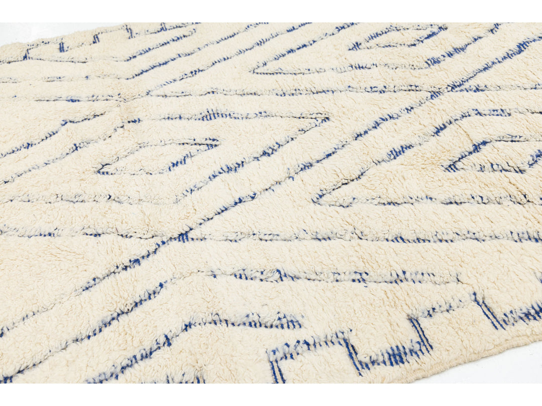 Modern Moroccan Wool Rug 7 X 10