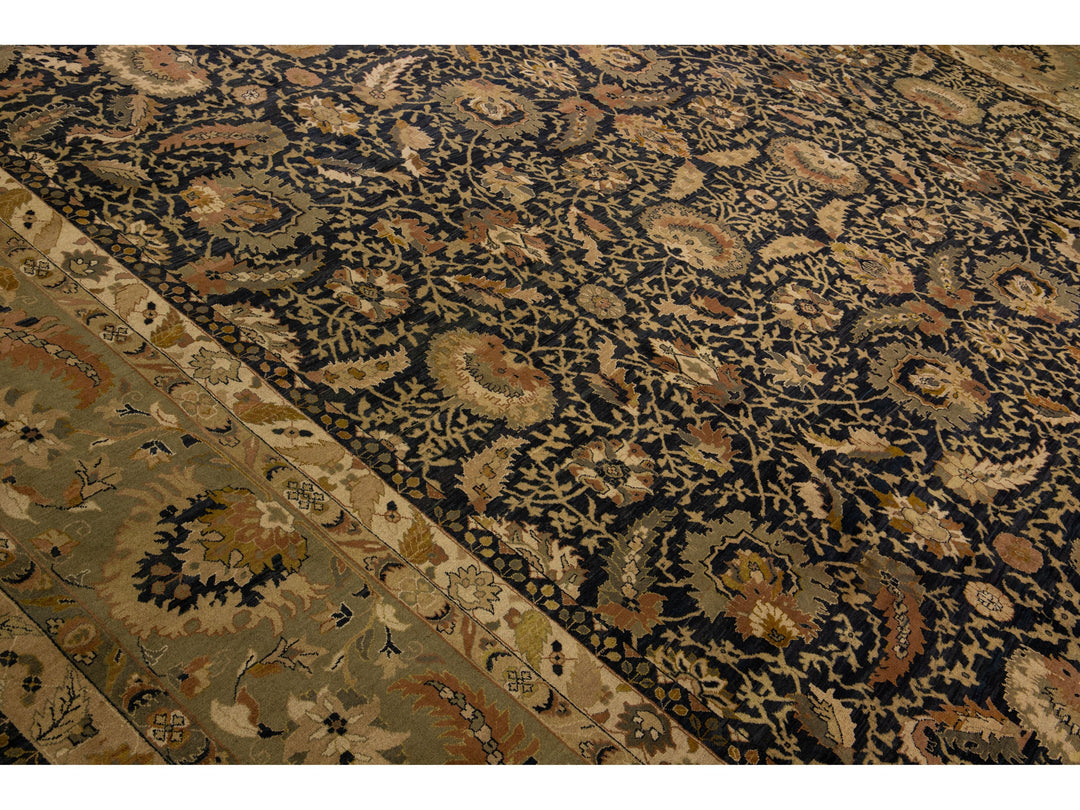 Modern Sultanabad Wool Rug 20 X 24