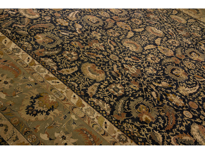 Modern Sultanabad Wool Rug 20 X 24