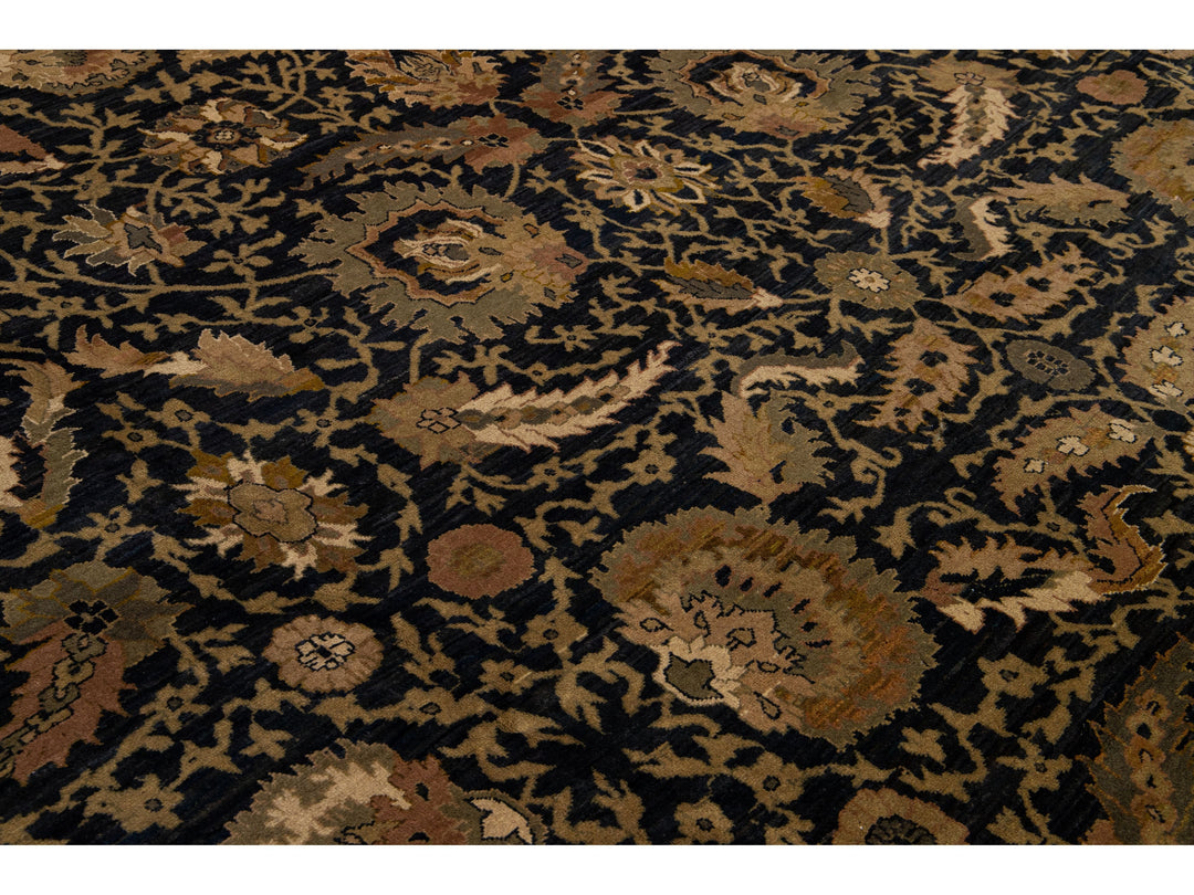Modern Sultanabad Wool Rug 20 X 24