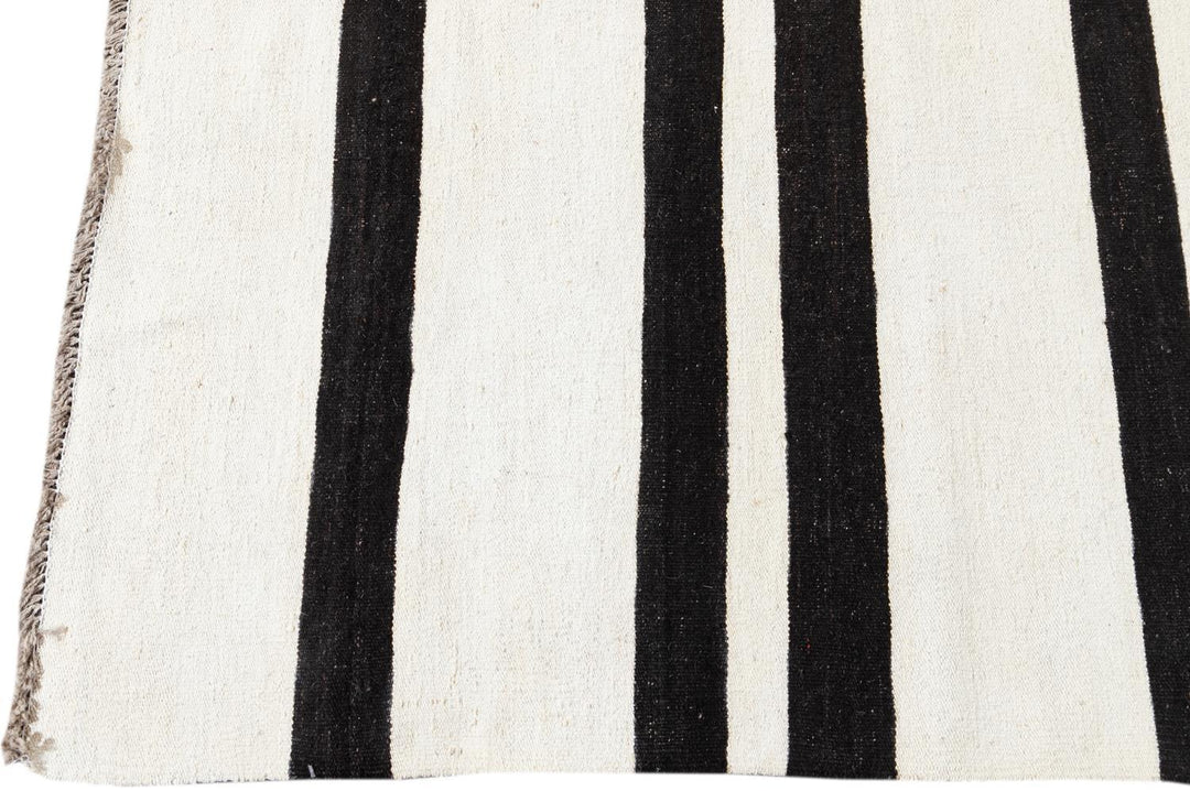 Modern Kilim Oversize Wool Rug 14 X 18