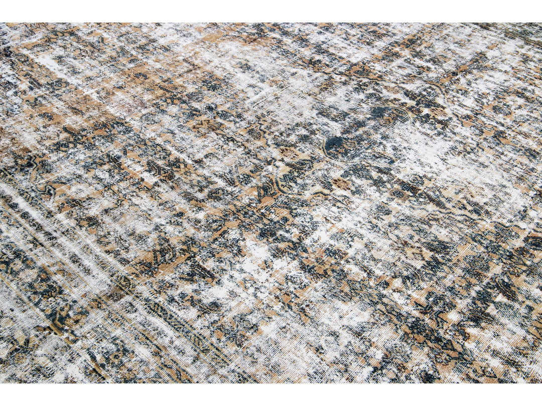 Vintage Distressed Wool Rug 10 X 16