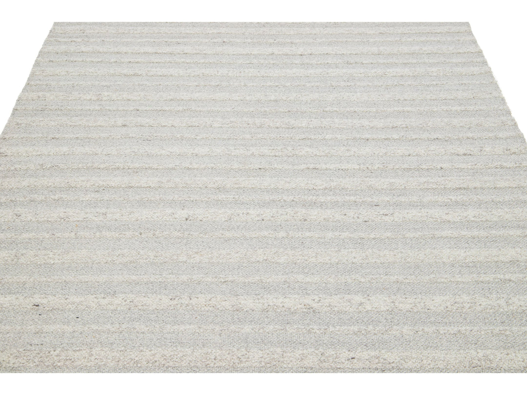 Modern Nantucket Collection Wool Rug 5 X 8