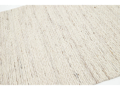 Modern Westport Collection Wool Rug 5 X 8