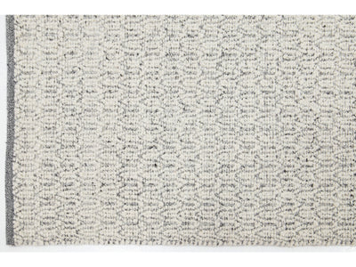 Modern Textured Wool Rug 5 X 8