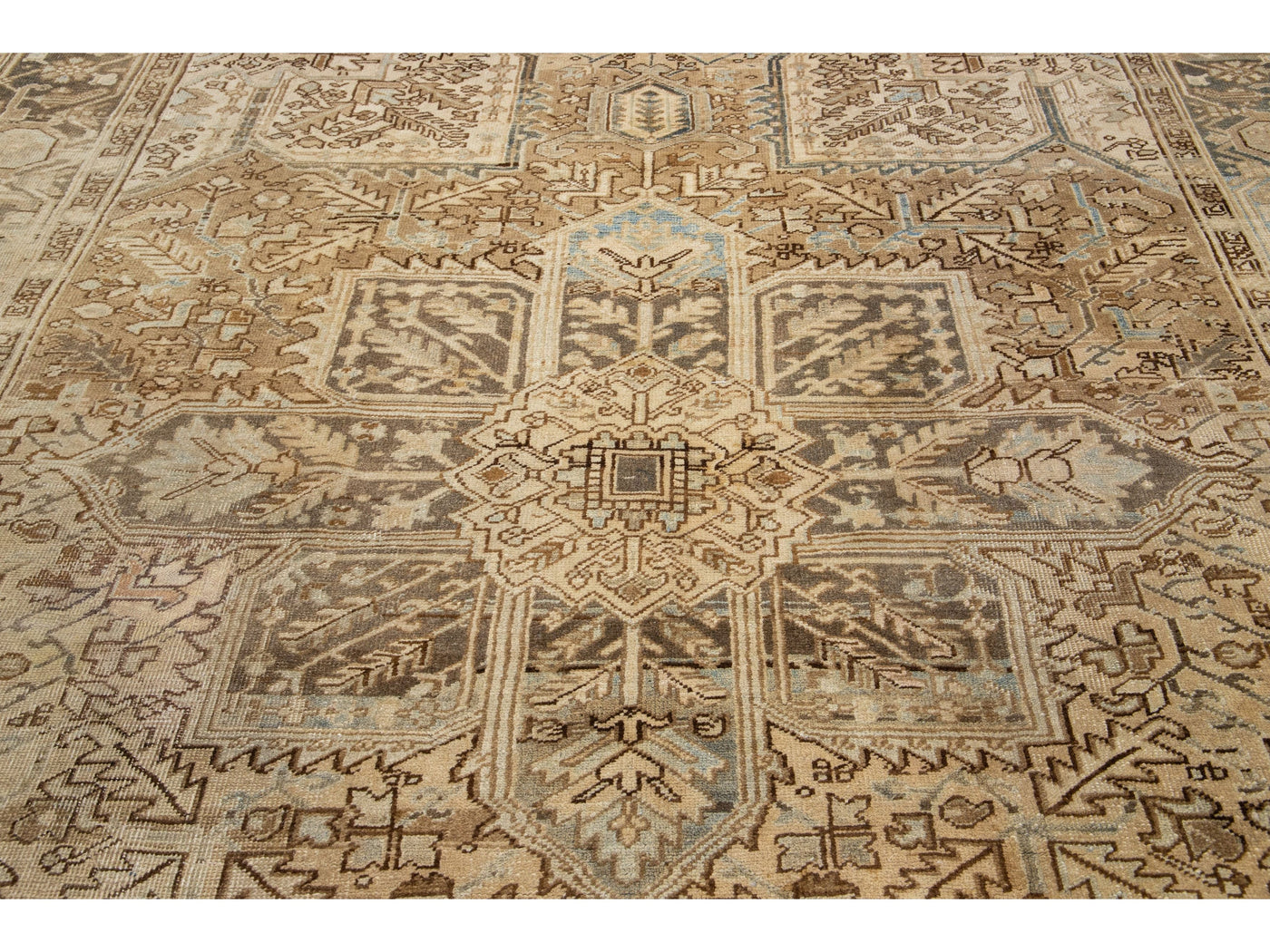 Antique Heriz Wool Rug 8 X 10