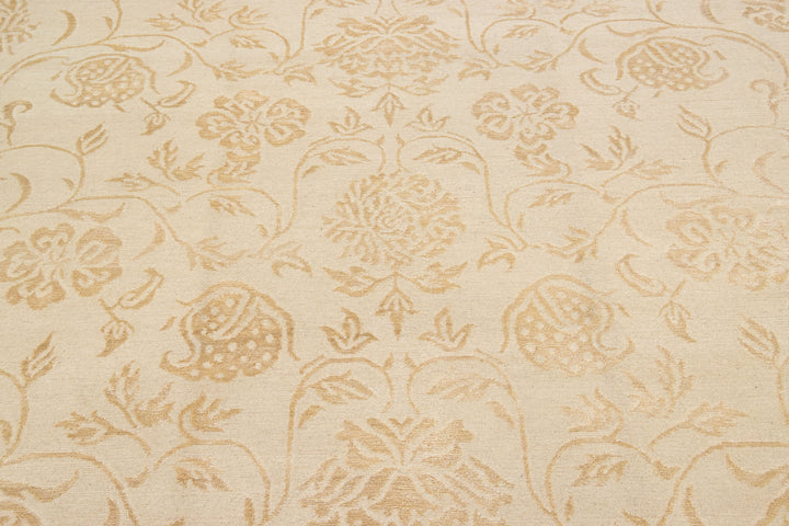 Modern Nepalese Wool and Silk Rug 6 X 9