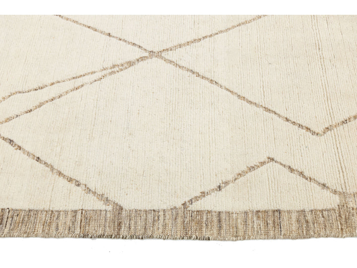 Modern Moroccan Wool Rug 6 X 9