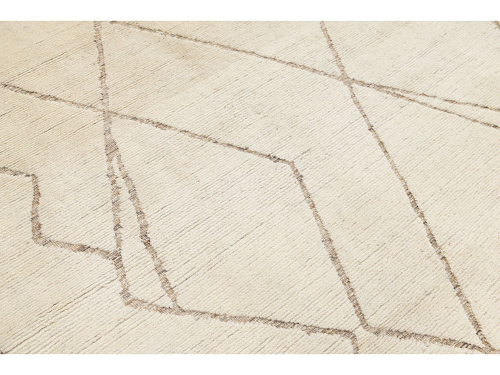 Modern Moroccan Wool Rug 6 X 9