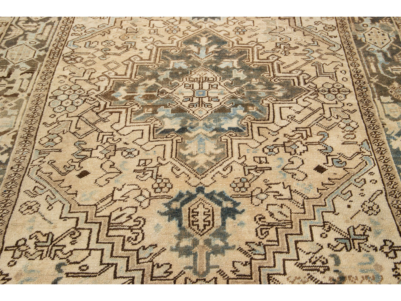 Antique Heriz Wool Rug 6 X 9