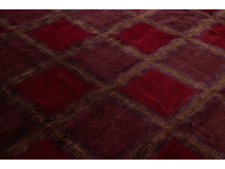 Modern Tibetan Wool and Silk Rug 15 X 15