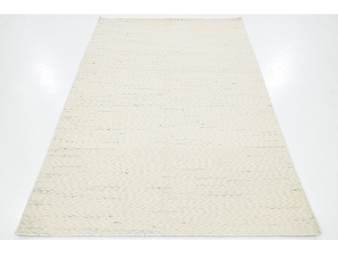 Modern Westport Collection Wool Rug 5 X 8