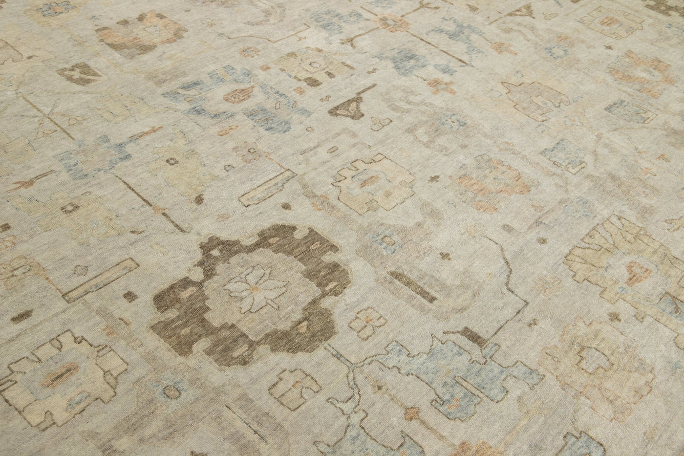 Modern Artisan Indian Wool Rug 15 X 19