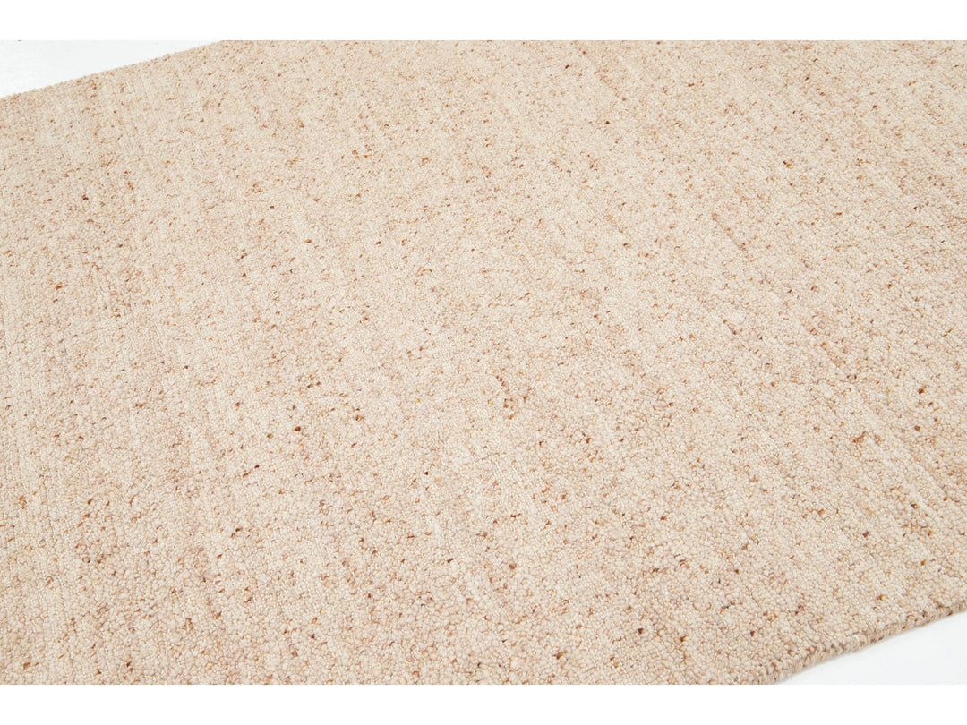 Modern Textured Wool Rug 5 X 8