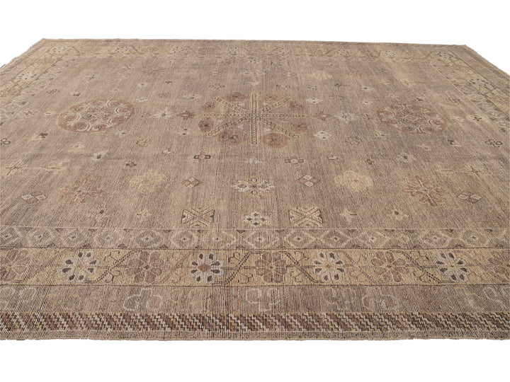 Modern Khotan Style Wool Rug 12 X 16