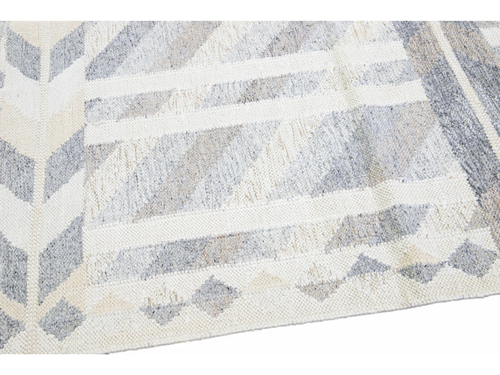 Modern Scandinavian Wool Rug 10 X 14