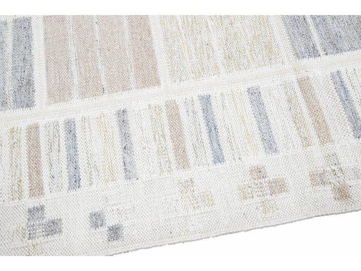 Modern Scandinavian Wool Rug 10 X 14