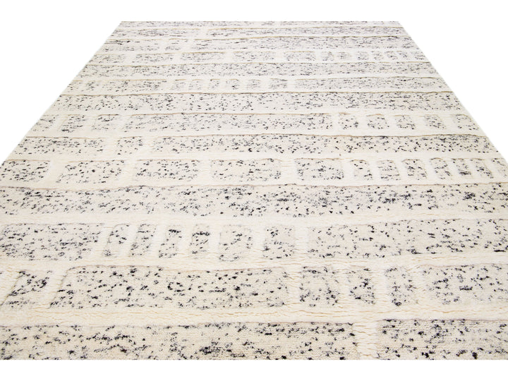 Modern Moroccan Wool Rug 10 X 14
