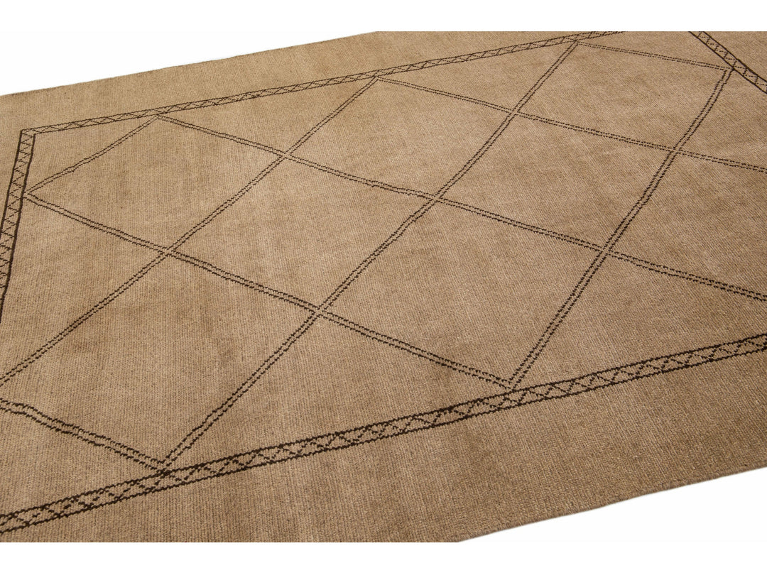Modern Moroccan Wool Rug 7 X 9