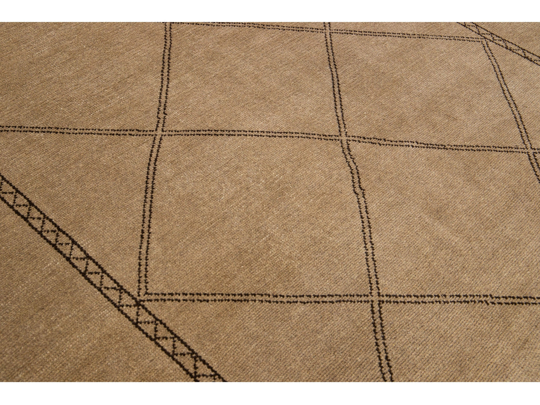 Modern Moroccan Wool Rug 7 X 9
